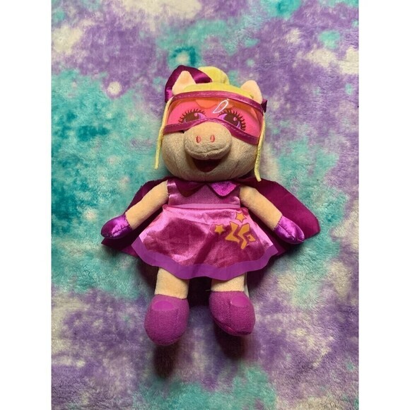 Miss Piggy Super Hero Plush - Picture 1 of 4